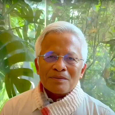 Prof. Robert Manurung